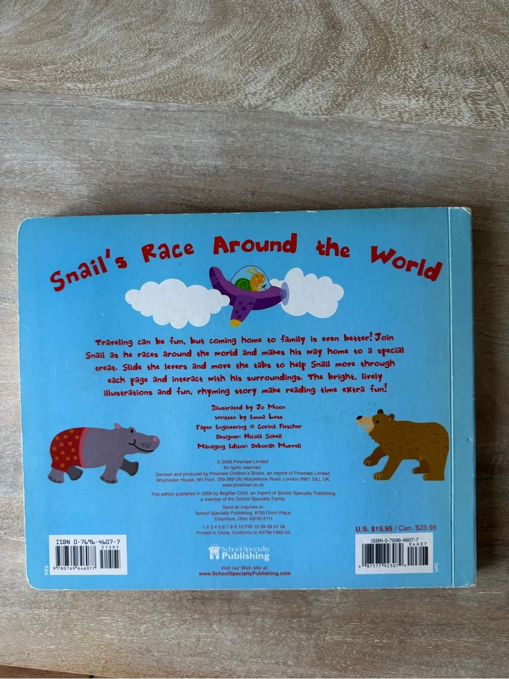 Snail's Race Around the World - Blue Kids Book